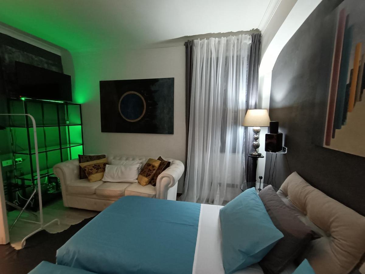 Spanish Steps Bedroom Rome Exterior photo